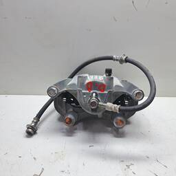 PINÇA FREIO DIANTEIRA DIREITA NISSAN VERSA 1.6 2013 A 2020