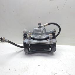 PINÇA FREIO DIANTEIRA DIREITA NISSAN VERSA 1.6 2013 A 2020