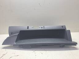 PORTA TRECO  NISSA VERSA 2013 A 2016