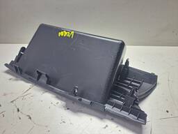 PORTA TRECO  NISSA VERSA 2013 A 2016