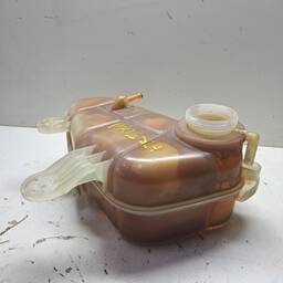 Reservatório dagua radiador prisma cobalt onix  2013 a 2019