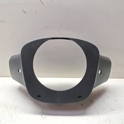 MOLDURA TRASEIRA VOLANTE NISSAN VERSA 2012 A 2014