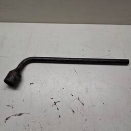 CHAVE RODA NISSAN VERSA MARCH 2012 A 2020