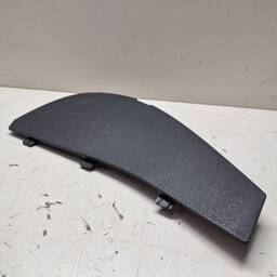 MOLDURA LATERAL ESQUERDA PAINEL MARCH VERSA 2012 A 2019