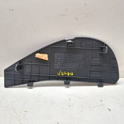 MOLDURA LATERAL ESQUERDA PAINEL MARCH VERSA 2012 A 2019