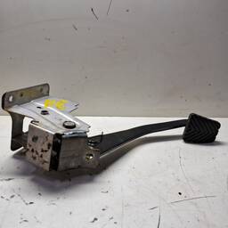 PEDAL  EMBREAGEM HB20 1.0 2020 A 2023