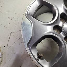 RODA RENEGADE ARO 16