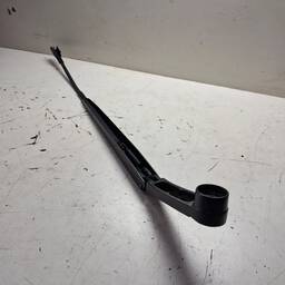 BRAÇO DIREITO LIMPADOR PARABRISA HB20 2020 2021 2022/..