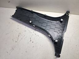 ACABAMENTO COLUNA CENTRAL ESQUERDA HB20 2020 A 2023