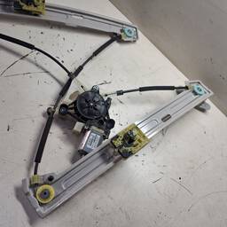 MÁQUINA DE VIDRO PORTA DIA ESQUERDA POLO VIURTUS NIVUS 2017/