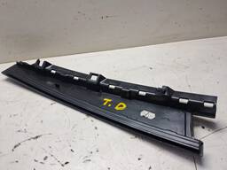 MOLDURA COLUNA PORTA TRASEIRA DIREITA POLO 2020/