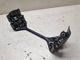 SUPORTE TRAVA DE BATERIA SANDERO LOGAN 2015/