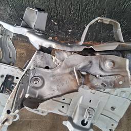 LONGARINA PAINEL ESQ FLUENCE 2011 A 2016 SINAL DE RECUPERADO