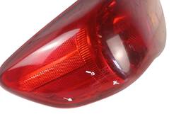 LANTERNA TRASEIRA ESQUERDA COROLLA 2009 A 2011 (CANTO)