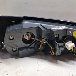 LANTERNA TRASEIRA ESQUERDA EVOQUE 2012 A 2015 (CANTO)TRINCAD