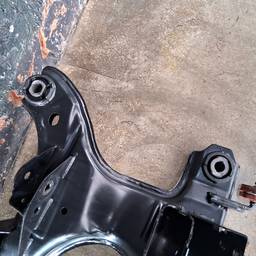 EIXO AGREGADO TRASEIRO EVOQUE 2012 A 2016 FREELANDER 2 09/13