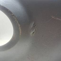 APLIQUE TRASEIRO DIREITO ESCAPAMENTO EVOQUE 2012 A 2015