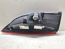 LANTERNA TRASEIRA ESQUERDA HB20 SEDAN 2020 A 2022 (MALA)