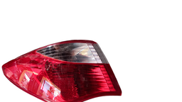 Lanterna Traseira Esquerda HB20 Sedan 2013 a 2019 (canto)