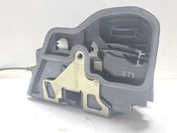 FECHADURA PORTA DIANT ESQ BMW 01 A18 320/28/30 X1 X3 X4 5 X6