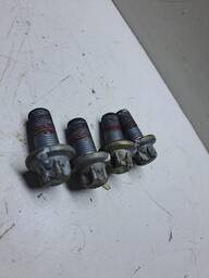 PARAFUSO  MANGA EIXO  FIAT TORO COMPASS RENEGADE