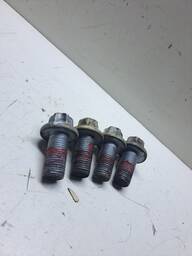 PARAFUSO  MANGA EIXO  FIAT TORO COMPASS RENEGADE