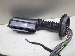 CHICOTE PORTA DIANT DIREITA BMW 320 F30 2013 A 2018