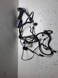 CHICOTE PORTA DIANT DIREITA BMW 320 F30 2013 A 2018