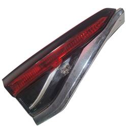 Lanterna Traseira Esquerda Corolla 2020/ (mala) C/ Led