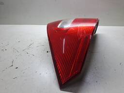 LANTERNA TRASEIRA ESQUERDA FIESTA SEDAN 2005 A 2010 AVARIA 