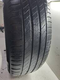 PNEU MICHELIN 185 60 R15