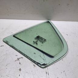 VIDRO VIGIA  TRAS ESQ ONIX 2013 A 2019