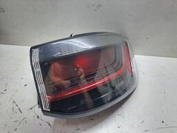 LANTERNA TRASEIRA DIREITA JEEP COMPASS 2022 A 2025 (CANTO)