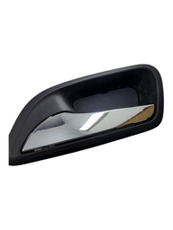 MACANETA INTERNA ESQUERDA GM CRUZE 2013 2016 PRETO DIANTEIRA
