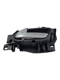 MACANETA INTERNA ESQUERDA PEUGEOT 308 2013 2020  PRETO DIANTEIRA