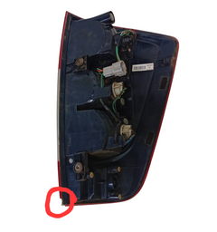 LANTERNA TRASEIRA ESQUERDA FRONTIER 2017/ DETALHE