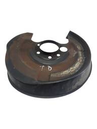 ESPELHO DISCO FREIO TRASEIRO DIREITO AUDI A4 1997 2000