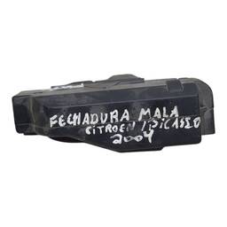 FECH TAMPA TRASEIRA 206 207 SW 307 C3 408 C4 PICASSO DETALHE