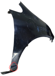 PARALAMA DIREITO FIT C/ FURO ABASTECIMENTO 2004 2005 A 2008