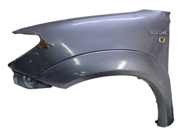 PARALAMA L/E HILUX / SW4 2006 A 2011 C/FURO MOLDURA - DETALH