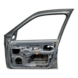PORTA DIANTEIRA DIREITA RENAULT CLIO 4 PORTAS 2000 A 2016