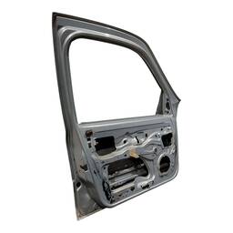 PORTA DIANTEIRA ESQUERDA CLIO 2000 2001 A 2012