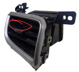 DIFUSOR D AR L/E MITSUBISHI L200 TRITON 16 A 20 - DETALHE