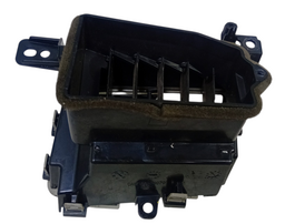 DIFUSOR D AR L/E MITSUBISHI L200 TRITON 16 A 20 - DETALHE