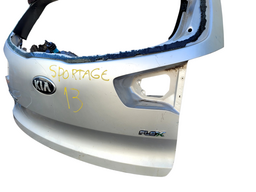 TAMPA TRASEIRA SPORTAGE 2011 2012 A 2016