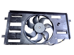 VENTOINHA POLO VIRTUS TSI AR 2018 A 2019 - DETALHE NA GRADE