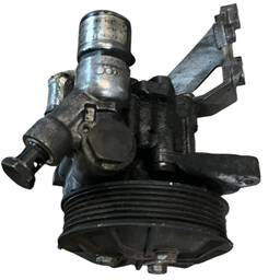 Bomba direção hidráulica bmw Séries 1, 3, 5 e X3  2003 2010