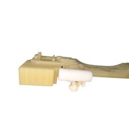 SUPORTE MÇANETA PORTA D.E KIA CERATO 2009