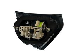 LANTERNA TRASEIRA ESQUERDA VOYAGE G6 G7 (MALA)