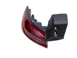LANTERNA TRASEIRA ESQUERDA FASTBACK 2022/ (CANTO)